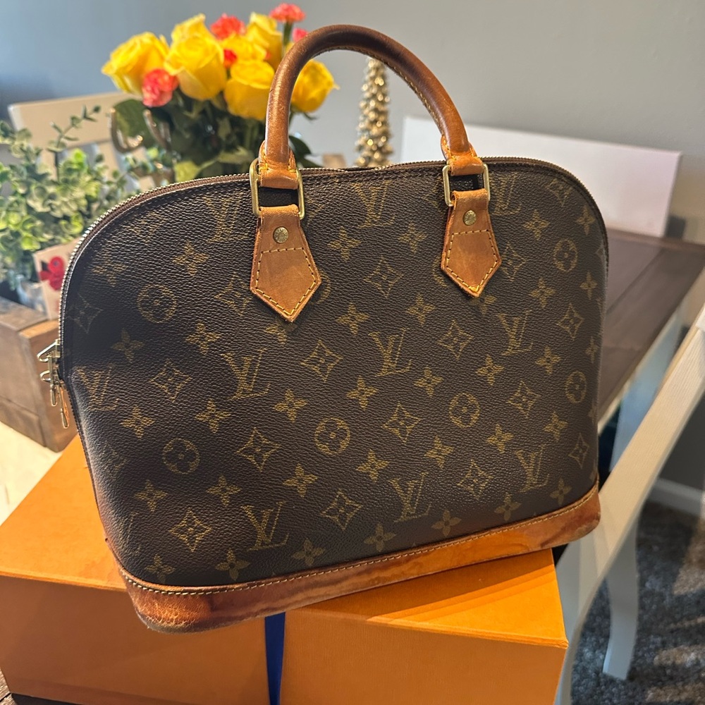 Louis Vuitton Alma PM Monogram